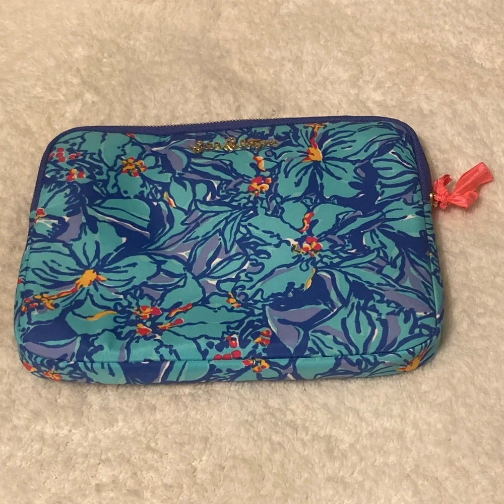 Lilly Pulitzer Mai Tai computer case 11inches long 9 inches height